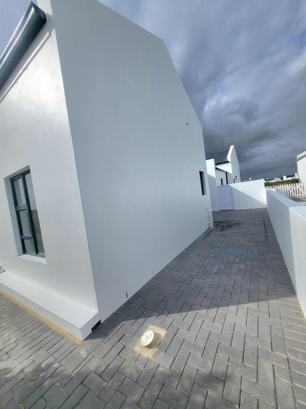 To Let 3 Bedroom Property for Rent in Laaiplek Western Cape